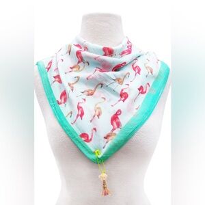 Aratta Pacific Park Bandana in Mint and Pink